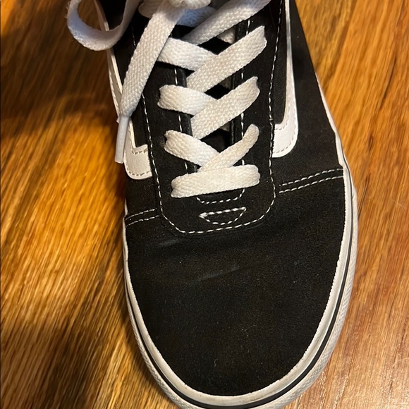 Vans Black and White Sneakers - Picture 10 of 14